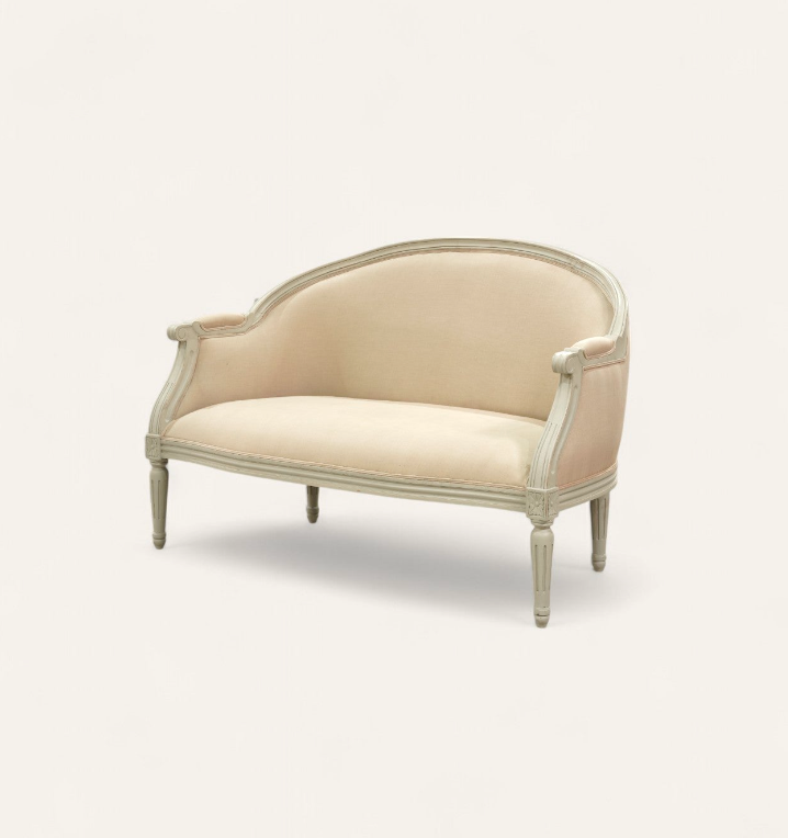 Classic Colonial Sette