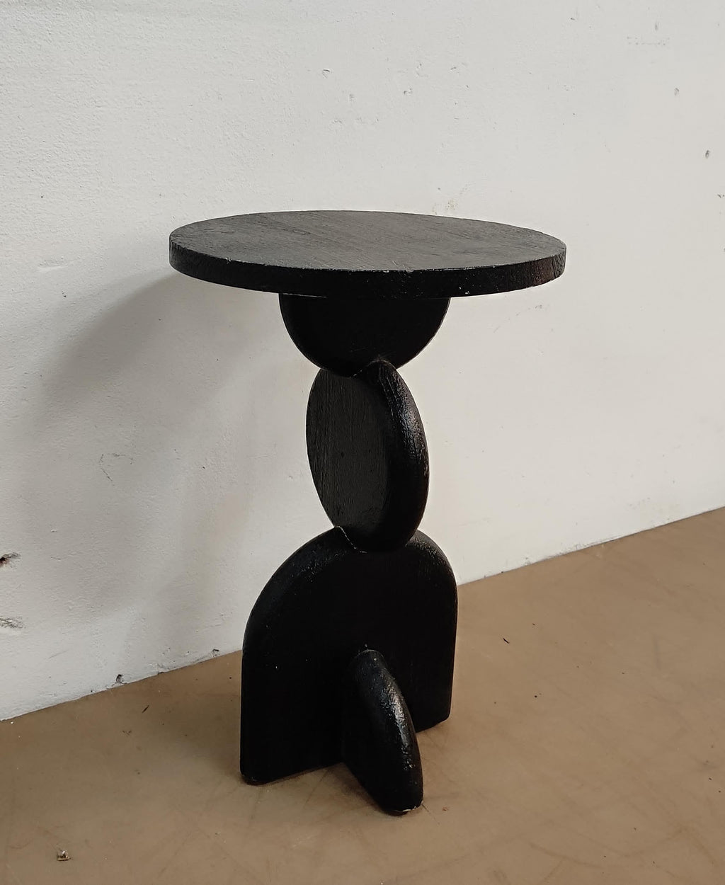 Tedo Medo Peg Table – handcrafted accent table by Cavalry Lane