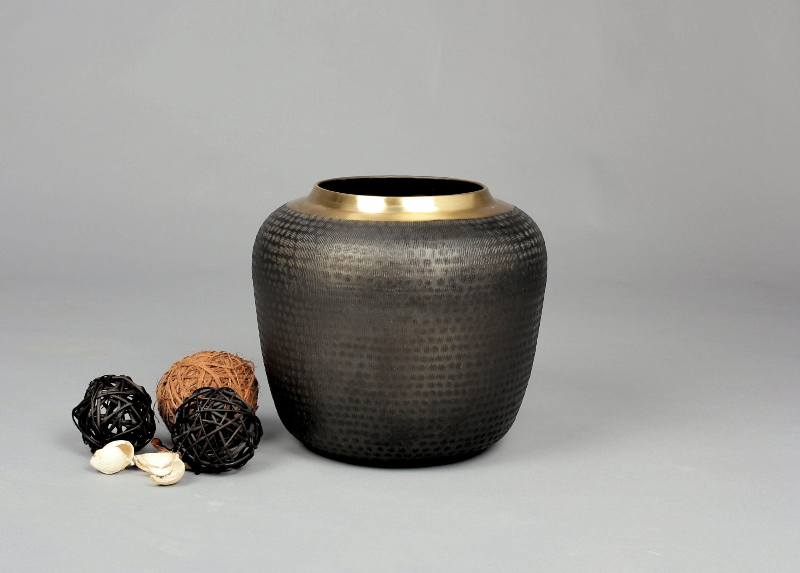 Black & Gold Matka Vase