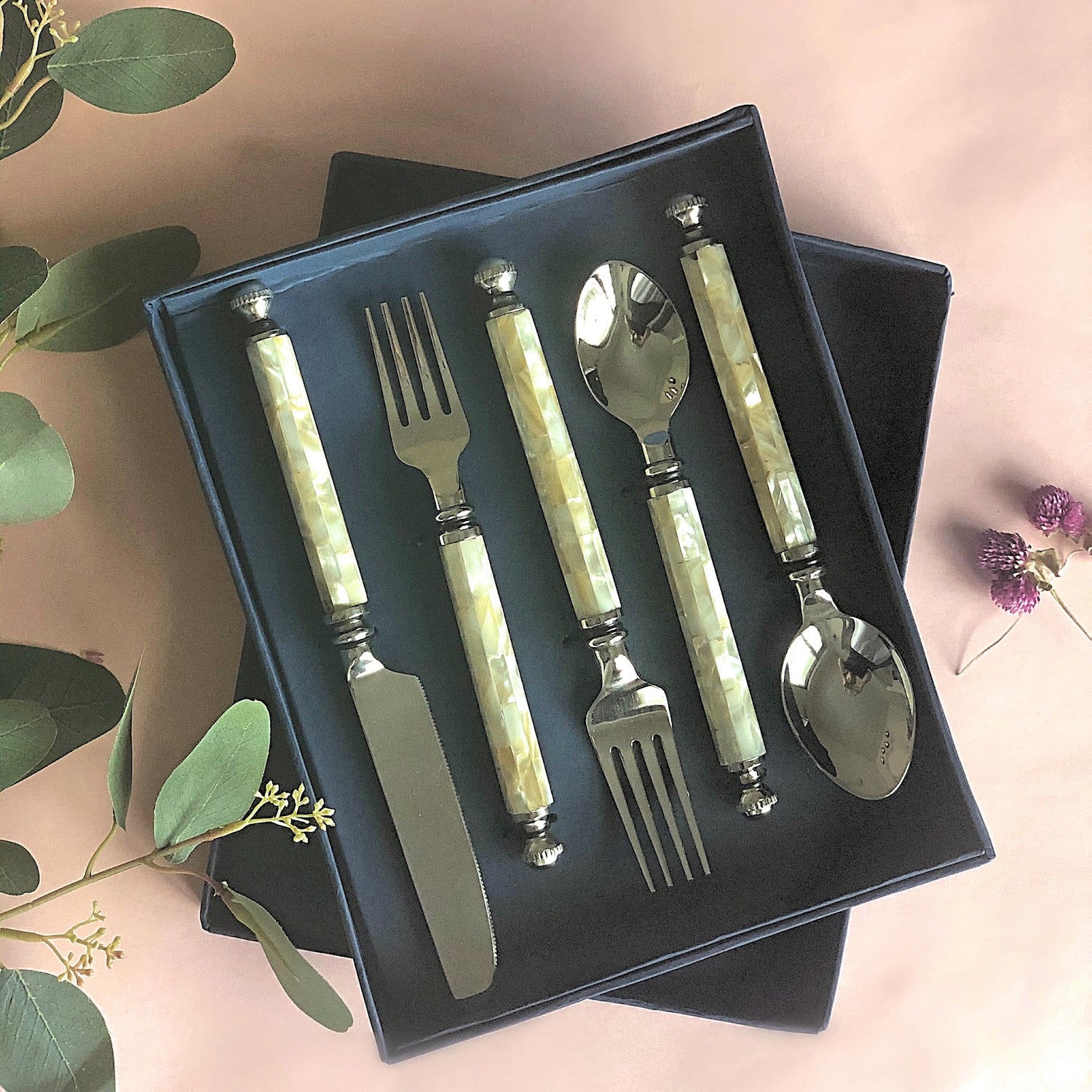 Mother of Pearl Cutlery Set